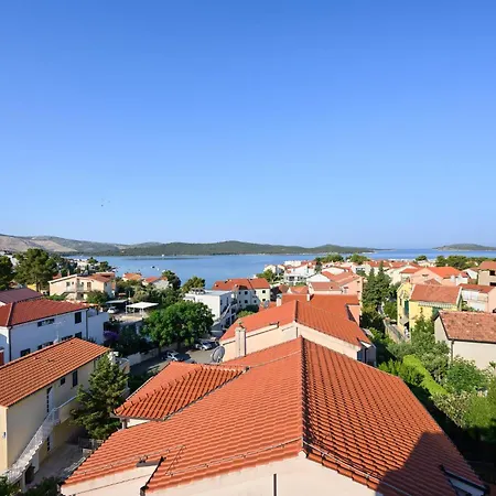 Apartman Amazing In Zaboric-brodarica With Wifi Žaborić