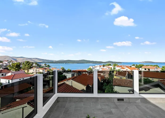 Amazing In Zaboric-brodarica With Wifi * Zaboric