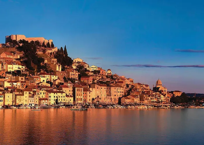 Amazing In Zaboric-brodarica With Wifi