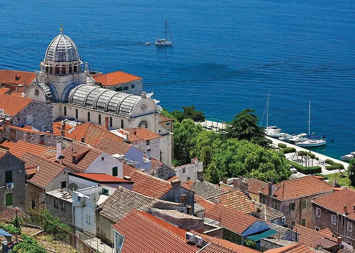 Amazing In Zaboric-brodarica With Wifi * Zaboric